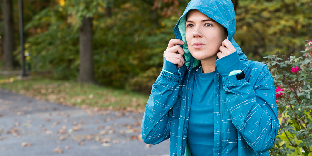 asics women's storm shelter jacket