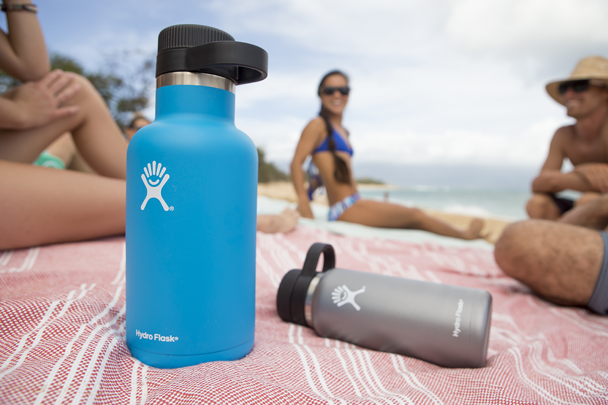 Stay Hydrated: The Ultimate Guide to Water Bottles on the Beach